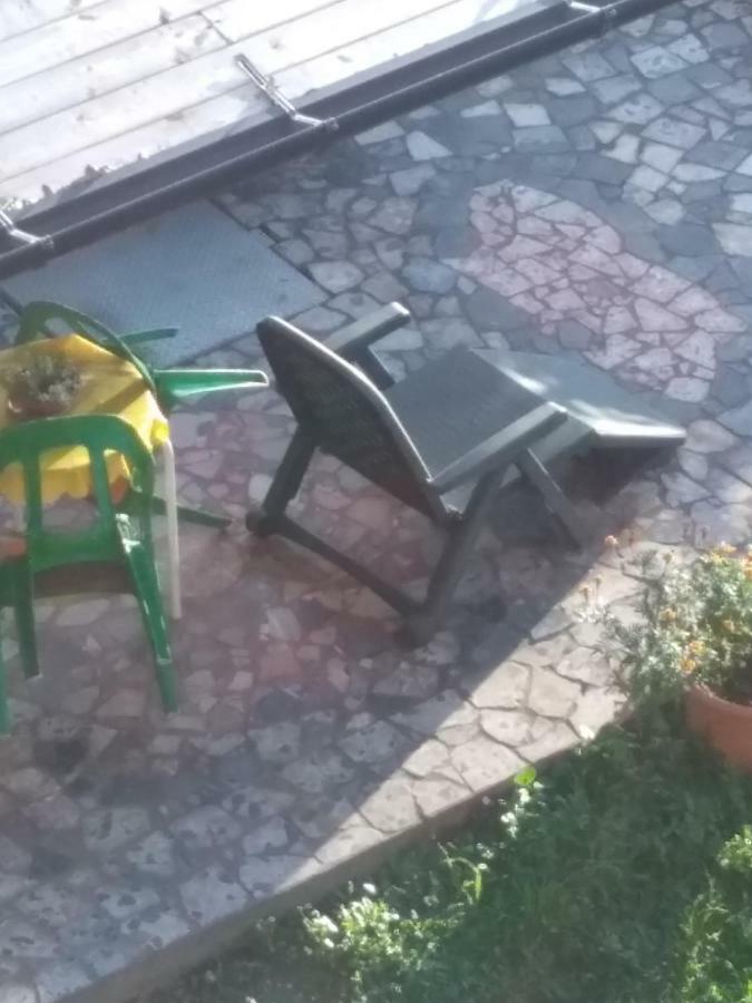 Aritzo Appartamento Romantico Екстериор снимка